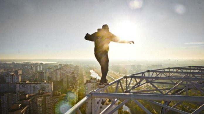 heyku-me-altitude-phobia-how-to-overcome-your-fear-of-heights